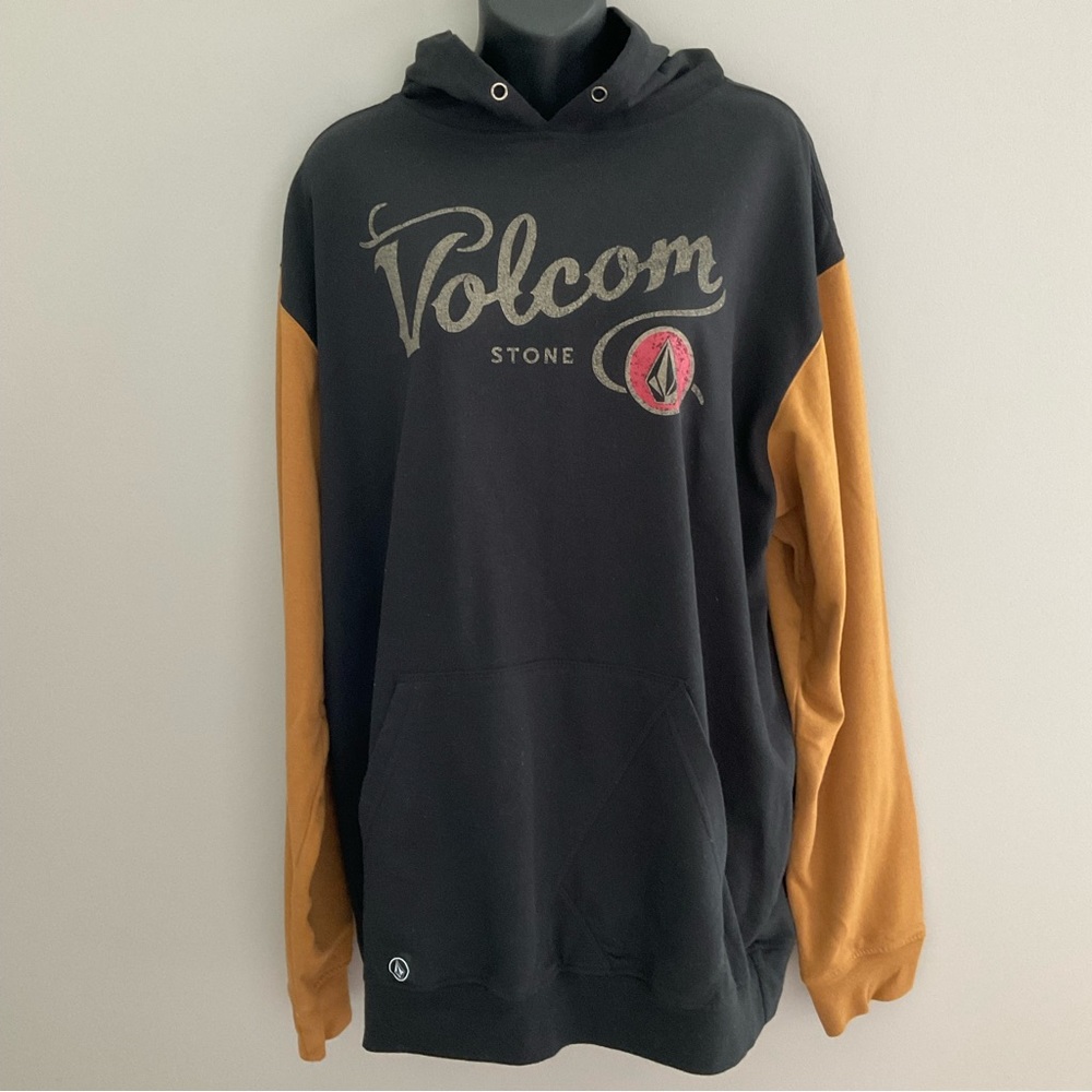 Volcom Lightweight Hoodie. Size XL.